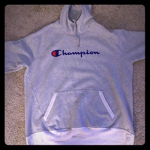 A 90s champion hoodie